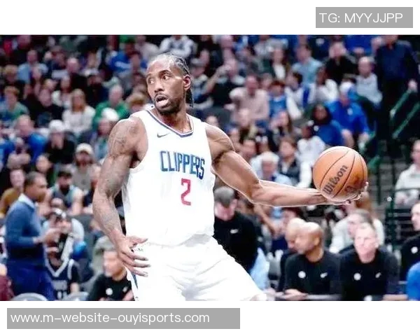 马刺与快船激战第三场争夺季后赛晋级关键战役的精彩回顾与分析